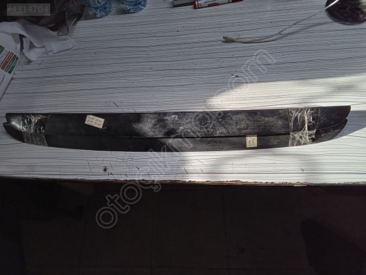 HYUNDAİ ACCENT 1998-2000 PLAKA LAMBA ÇITASI (87370 22300)