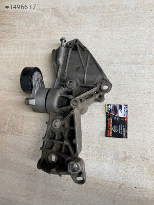 Nissan Qashqai 1.5 dizel Şarj Dinamosu Bağlantı Ayağı (Braketi)