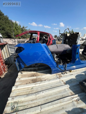 Opel Corsa F Sağ Arka Çamurluk