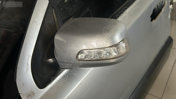 Kia Sorento sol ön ayna