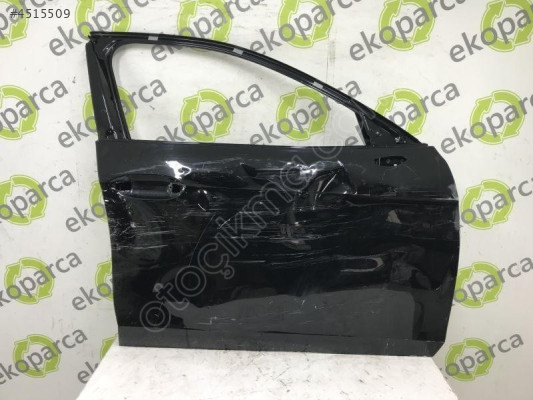 VOLKSWAGEN PASSAT VARİANT 2024 2025 SAĞ ÖN KAPI 3J0831052