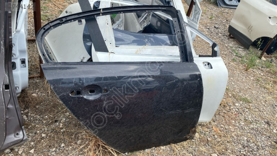 Renault megane 4 sag arka kapı