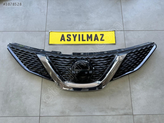 Orjinal Nissan Qashqai Ön Panjur