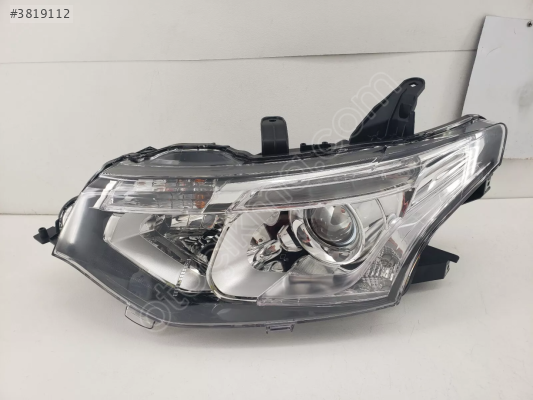 MITSUBISHI OUTLANDER ÇIKMA ORJİNAL SAĞ - SOL FAR