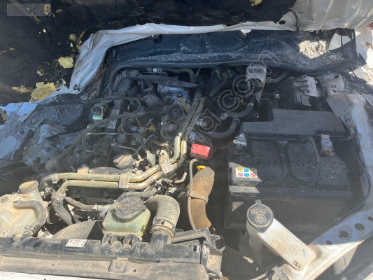 Toyota Hilux.   Motor.