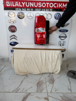 OPEL VİVARO SOL ARKA STOP SIFIR ORJİNAL