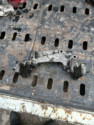 Fiat doblo motor şanzıman bağlantı ayağı