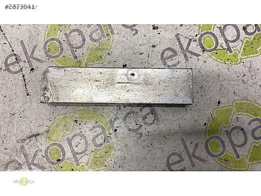 BMW 5 SERİSİ F10 ÖN TAMPON ALT DEMİRİ SOL AYAĞI 51117158874