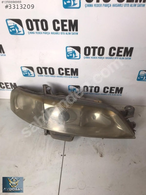 OTO CEM'DEN ÇIKMA OPEL VECTRA B MAKYAJLI XENON SAĞ FAR