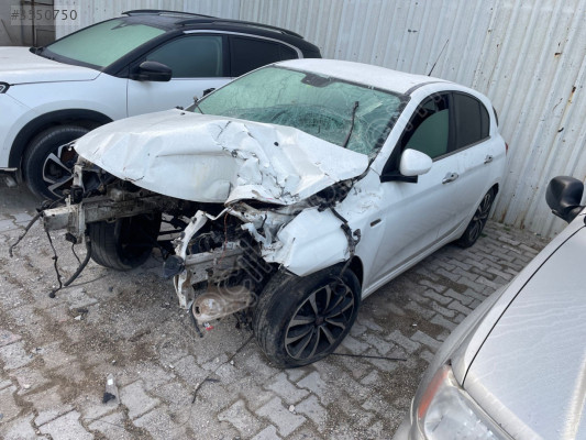 FİAT EGEA SOL ÖN KAPI ÇIKMA ORJİNAL