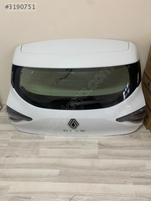 Clio 5.5 çıkma orjinal bagaj kapagı 2023