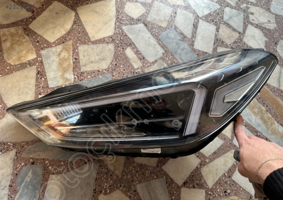 HYUNDAİ TUCSON ÇIKMA ORJİNAL SOL ÖN FAR d792111a10