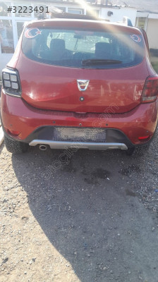 Dacia stepvay bagaj kapağı çıkma