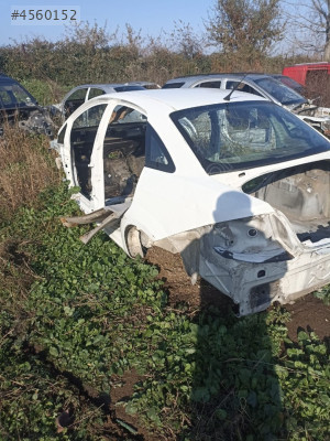 FİAT LİNEA ( 2008 - 2014 ) SOL MARŞPİYEL ORJINAL ÇIKMA