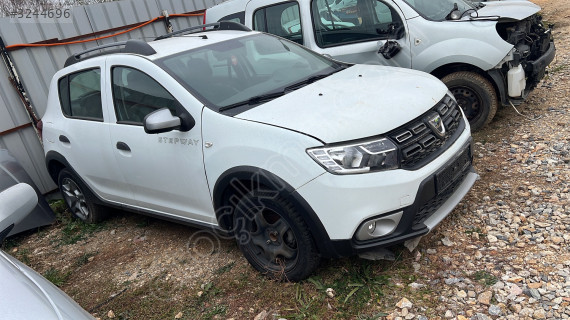 DACIA SANDERO FAR TAKIM