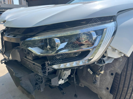 RENAULT MEGANE 4 SOL FAR FAZ(2) ORİJİNAL ÇIKMA LEDLİ KROM ÇERÇEVE