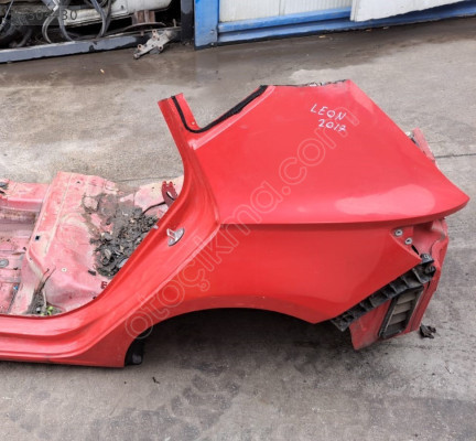 seat leon 2017 kesme sol arka çamurluk (son fiyat)