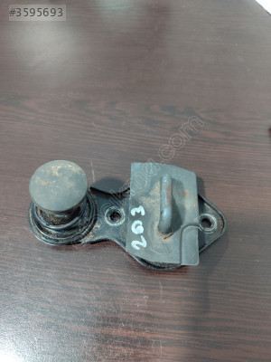 Mercedes w203 kasa çıkma kaput kilidi
