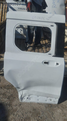 2024 ford courier sağ sürgülü kapı orjinal çıkma