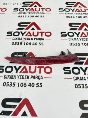 Opel astra j sağ arka tampon reflektörü