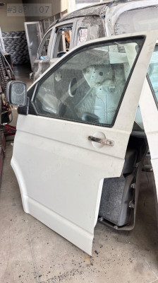 VW Transporter T5 2.5 Dizel Sol Ön kapı