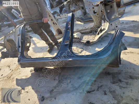 TOYOTA YARIS 2008 ÇIKMA HAFİF HASARLI SOL MARŞBEL KOMPLE