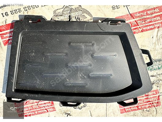 BMW 5 SERİSİ G30 ÖN TAMPON SAĞ IZGARASI KAPAĞI - 51118747844