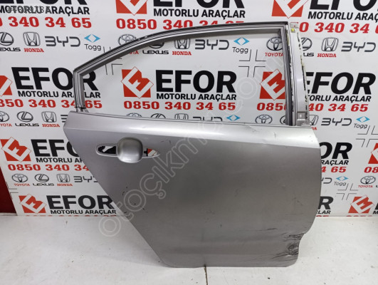 TOYOTA COROLLA SAĞ ARKA KAPI ÇIKMA ORİJİNAL PARÇA
