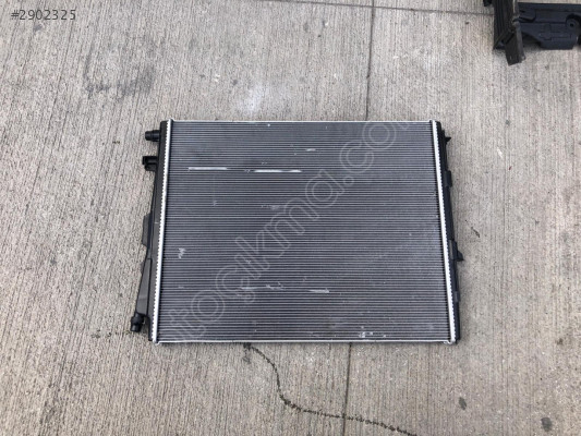 BMW 3 SERİ G20 4 SERİ G22 Z4 G29 SU RADYATÖRÜ 17118666811
