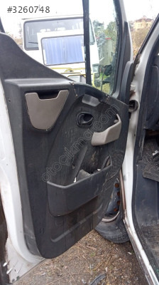 Renault Master 3 sol ön döşeme çıkma