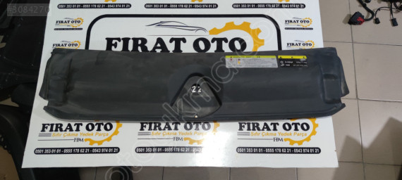 ÇIKMA AUDİ A4 ÖN PANEL ÜST KAPLAMA 8W0807081