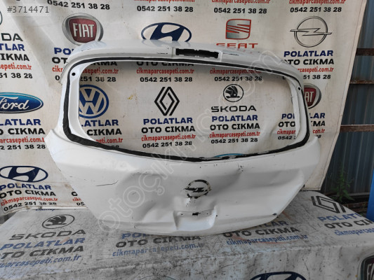Opel Corsa D bagaj kapağı