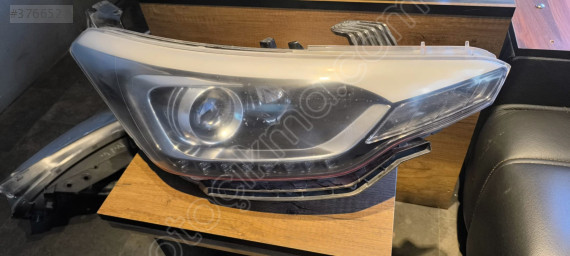 Hyundai İ20 2014-2019 Sağ Far Orijinal Ledli Mercekli