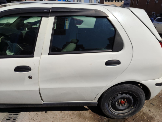 FIAT PALİO SOL ARKA KAPI  *