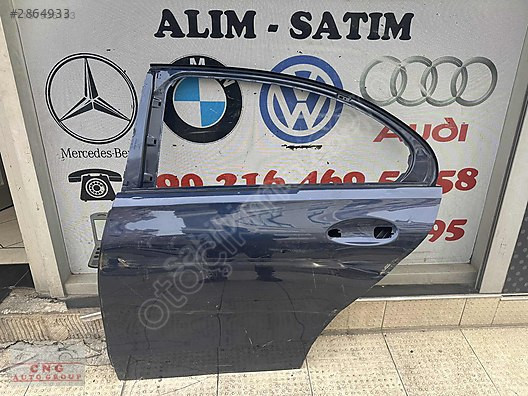 MERCEDES C SERİSİ 2021 w206 sol arka kapı