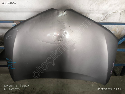 Toyota Auris motor kaputu orijinal çıkma