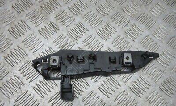 Peugeot 5008 arka tampon braketi 9810975480