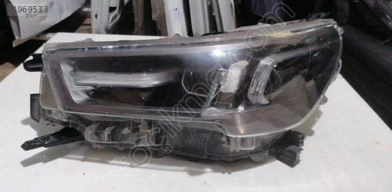 TOYOTA HILUX SOL ÖN FAR ÇIKMA ORJİNAL