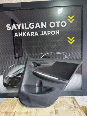 Toyota corolla sağ arka kapı döşemesi