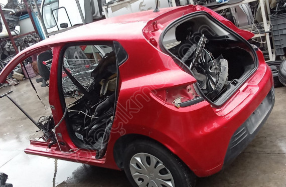 renault clio 4 2020 kesme tavan arka (boş) (son fiyat)