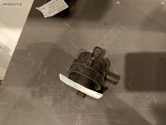 MERCEDES CLA W117 W156 W172 W212 İLAVE SU POMPASI 0005000686 SO