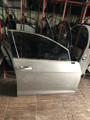 ÇIKMA HATASIZ VOLKSWAGEN GOLF 7 SAĞ ÖN KAPI
