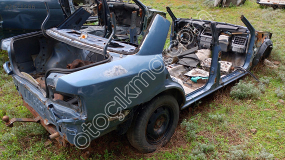 MAZDA 323 SEDAN KESME SAĞ ARKA