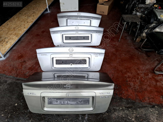 ÖZMEN OPEL VECTRA B MAKYAJLI ARKA BAGAJ KAPAĞI KOMPLE