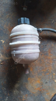 Peugeot 206 motor su deposu orjinal çıkma