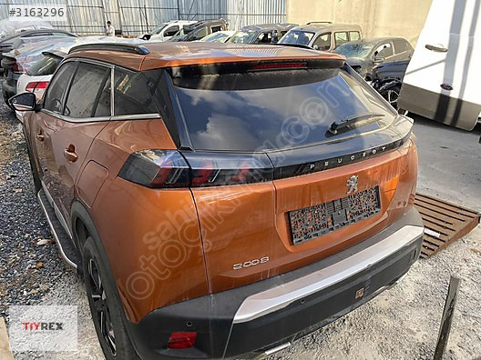 Peugeot 2008 Sökme Bagaj Kapağı 20-24