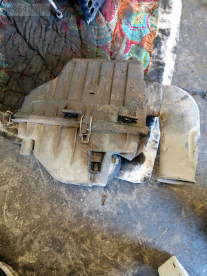 FORD TRANSİT T15 TURBOLU HAVA FİTRESİ KUTUSU