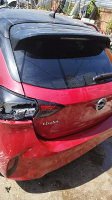 Opel Corsa E 2023 bagaj kapağı