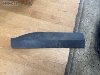 Courier sol ön kapı çıtası