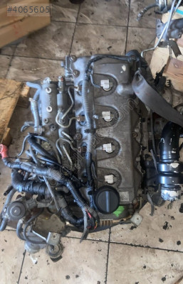 NİSSAN NAVARA motor komple [ MH2803C08 ]